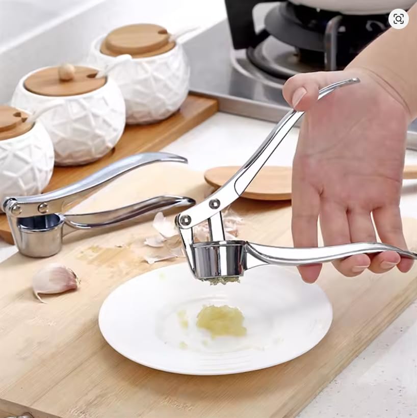 Garlic Press, Stainless Steel Manual Crusher and Mincer with Ergonomic Handle for Crushing Garlic Cloves, Compact Easy-Clean Kitchen Tool, Silver, XD-71 - image 6