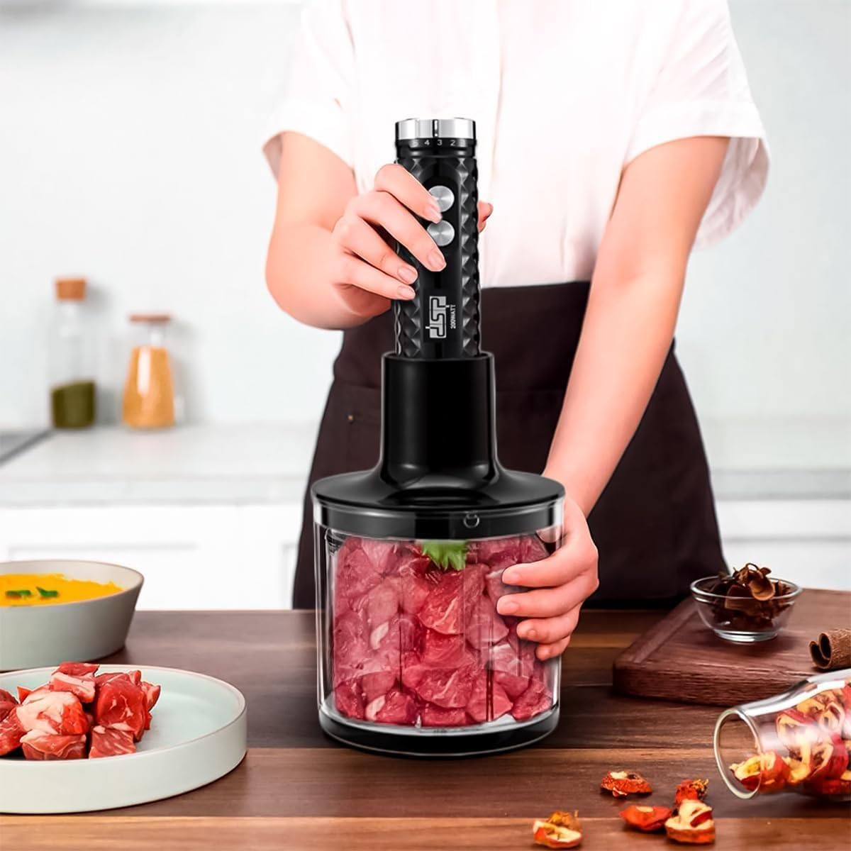 Hand Blender 4 in 1, 200W Immersion Blender with 500ml Chopper, Egg Whisk, 700ml Measuring Cup, Titanium-Coated Blades, Variable Speed and Turbo, KM1143 - image 6