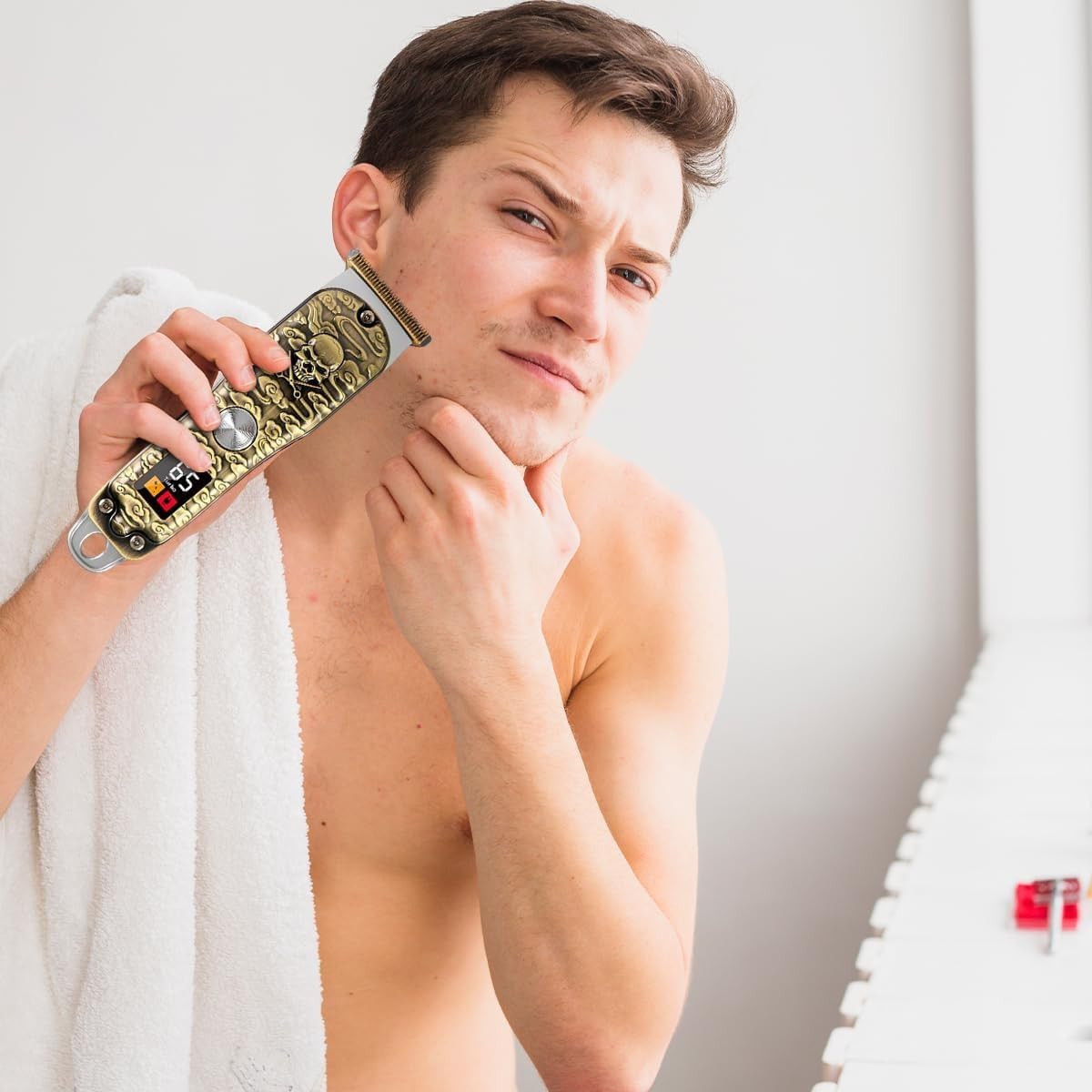 Hair Clipper Trimmer Stainless Steel Blades 4 Combs LCD Display 120-Min Runtime for Men Precision Grooming Cordless Shaver Gold HG-903 - image 6