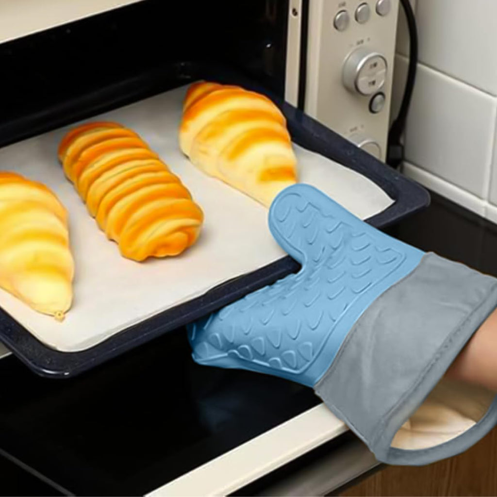 Silicone Oven Gloves, Heat-Resistant Oven Mitts up to 260°C with Long Cuffs, Non-Slip Grip and Soft Cotton Lining, Washable Kitchen Gloves for Baking, Cooking and Grilling (Blue) - image 6