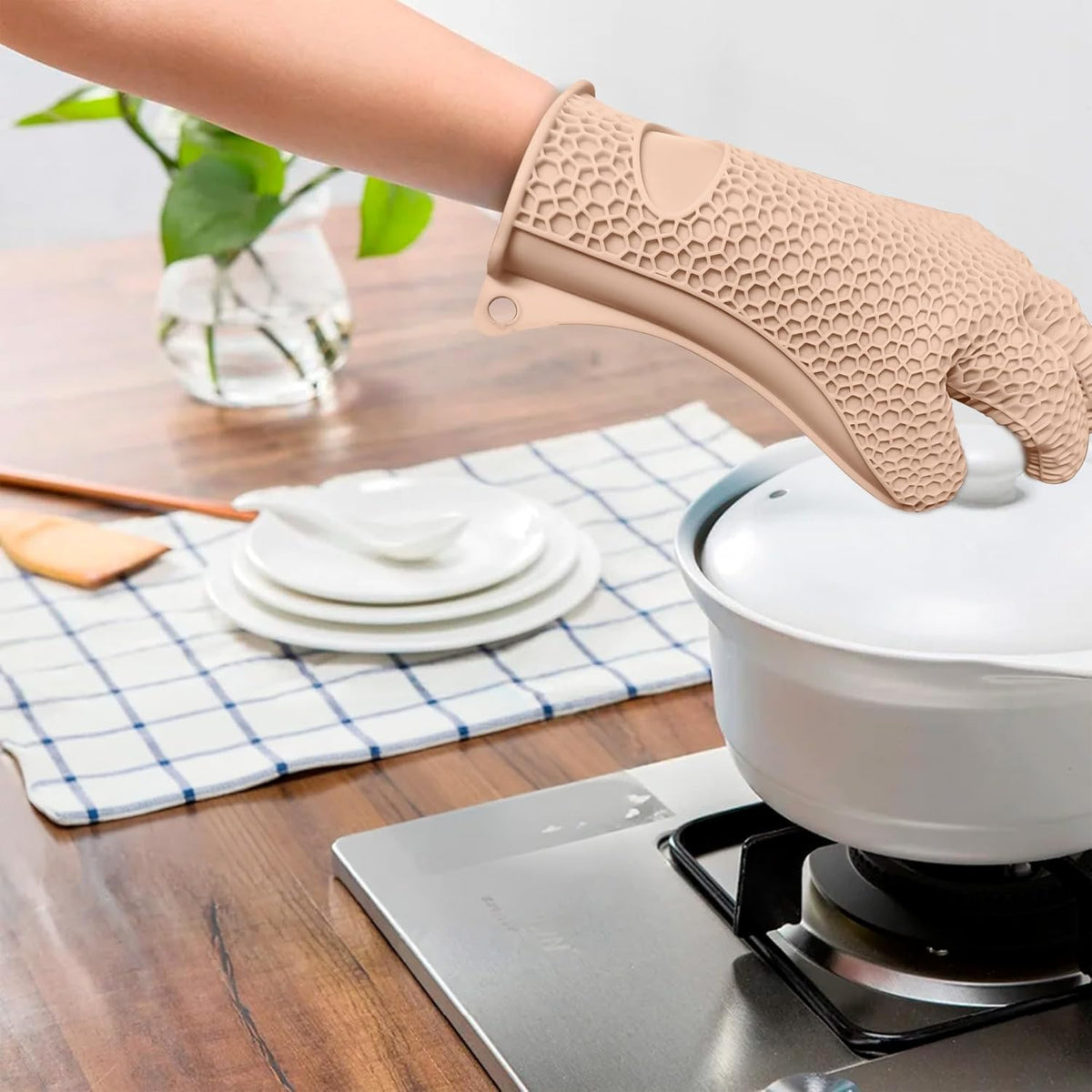 Silicone Oven Mitt, Heat-Resistant Non-Slip Waterproof Kitchen Glove for Baking, Cooking, BBQ and Microwave, Thick Machine-Washable Design (Pink) - image 7